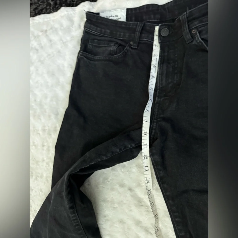 H&M Men’s Regular Fit Coupe Standard Black Jean